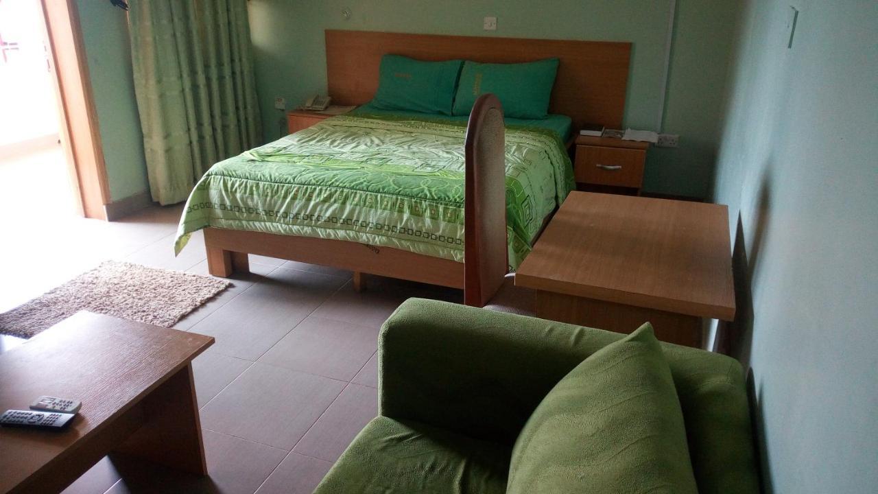 Mataan Hotel And Suites إبادان المظهر الخارجي الصورة